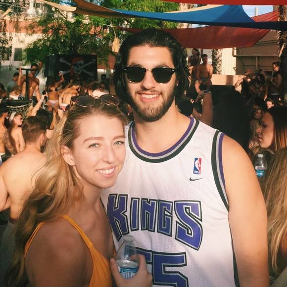 Meet your Posher, Philip - Picture 1 of 1